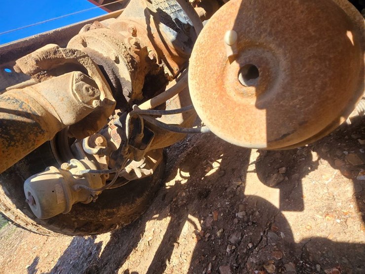 1994-mack-rd690s-image-90