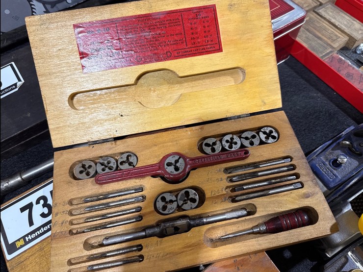 #737-•-set-of-tap-and-dies-image-1