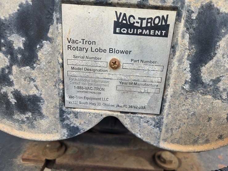 2019-massey-ferguson-8-image-14