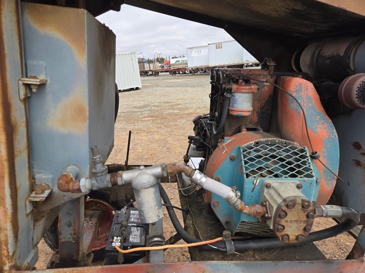 massey-ferguson-8-image-42