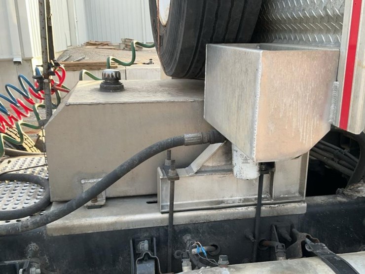 2017-international-prostar-image-51