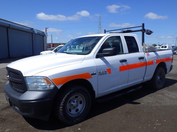 2014-dodge-1500-image-1