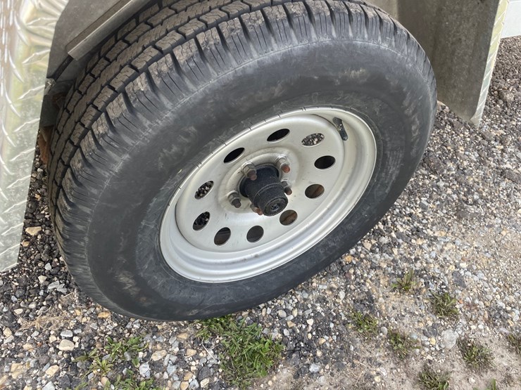 #2850-•-single-axle-aluminum-trailer-(no-title)-image-14