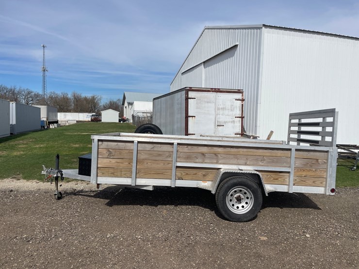 #2850-•-single-axle-aluminum-trailer-(no-title)-image-8
