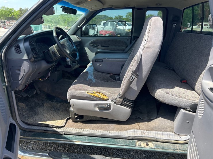 2000-dodge-ram-2500-image-9