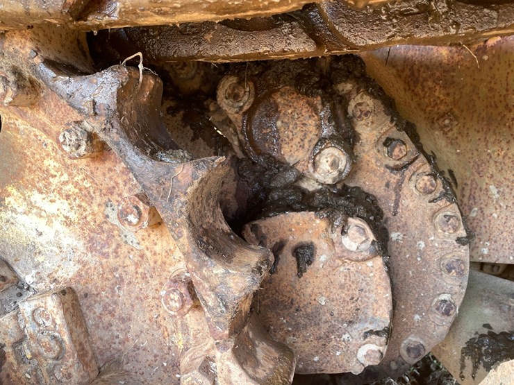 komatsu-d85p-image-22