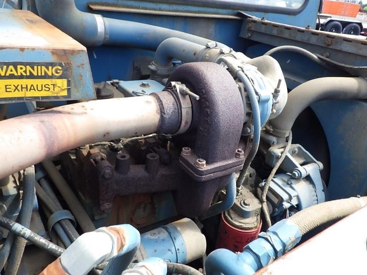 1996-gradall-534c-9-image-11