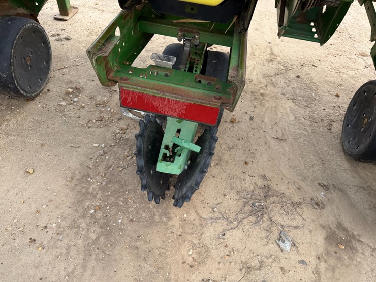 john-deere-1720-image-49