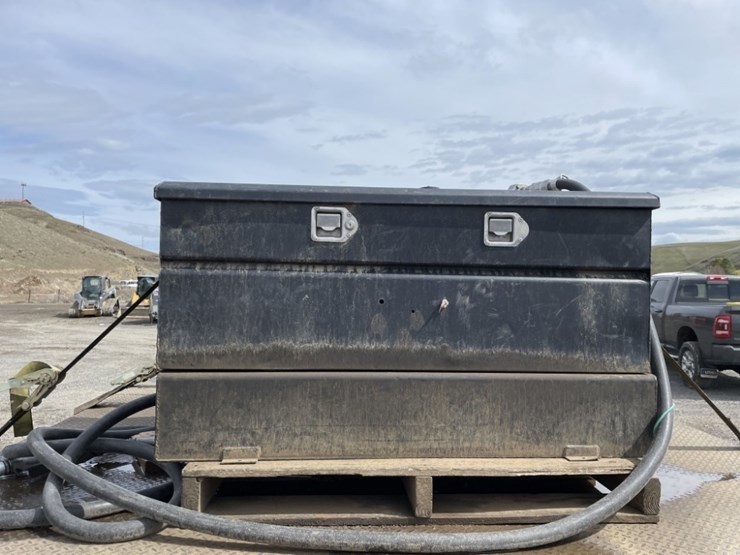 2004-kenworth-t300-image-16