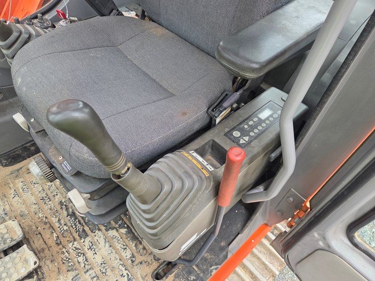 hitachi-zx330-lc-image-53