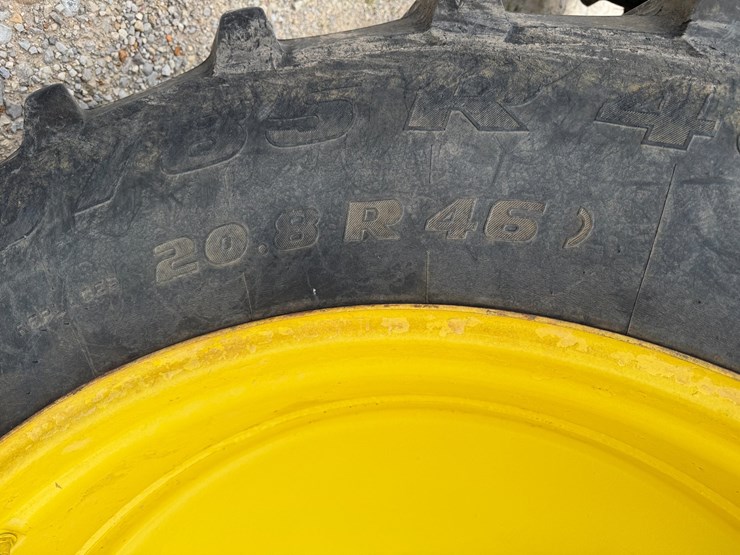 2012-john-deere-8285r-image-5