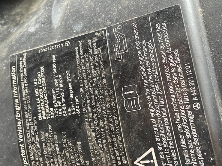 2008-dodge-3500-image-38