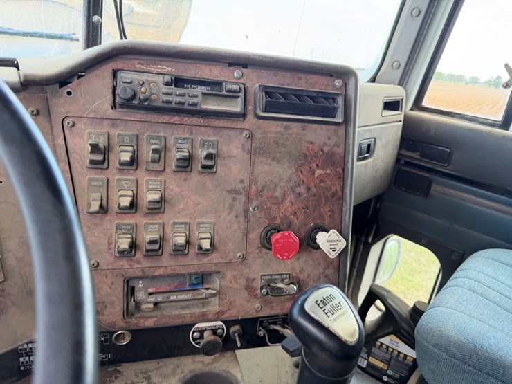 2000-international-9200-image-71