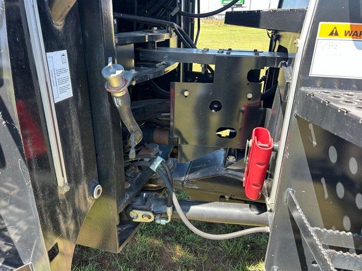 new-holland-tj375-image-10