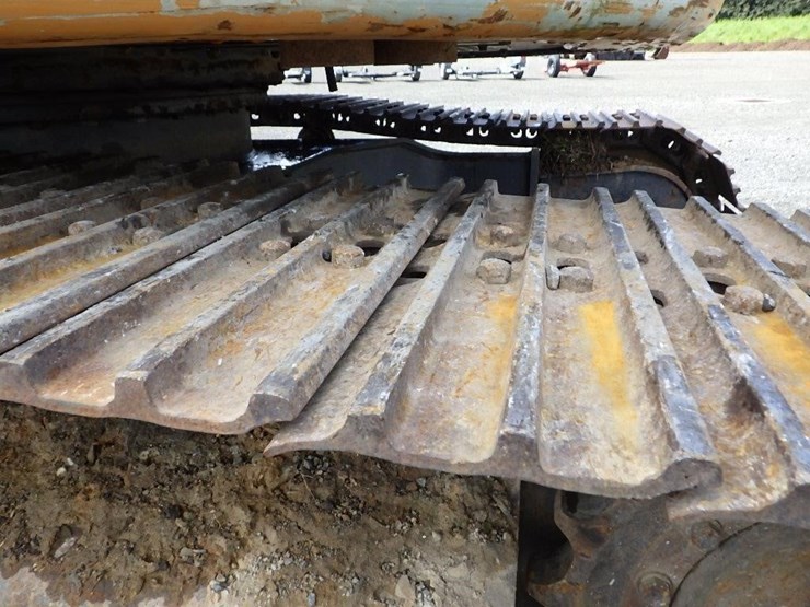 2014-case-cx145c-image-32