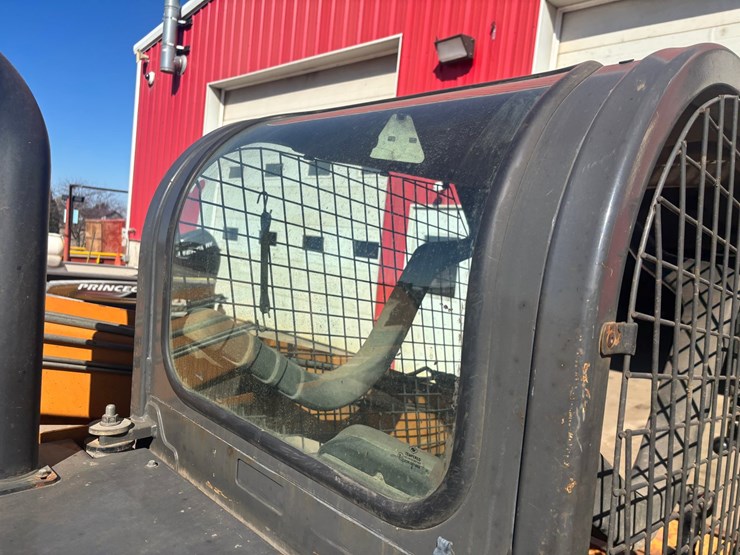 2011-case-sr220-image-18