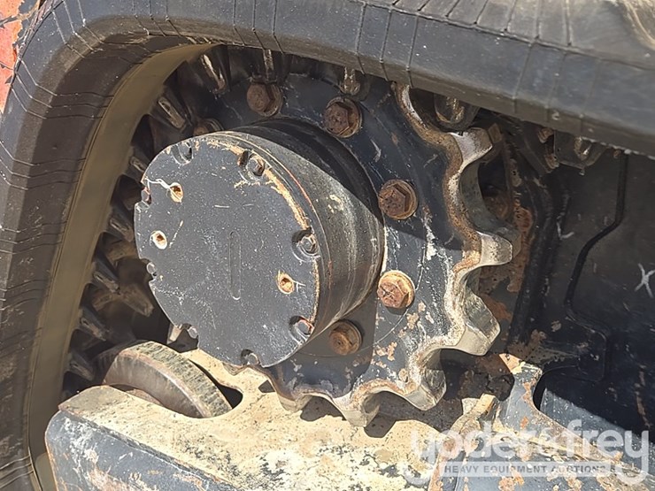 2020-kubota-svl65-2-image-21