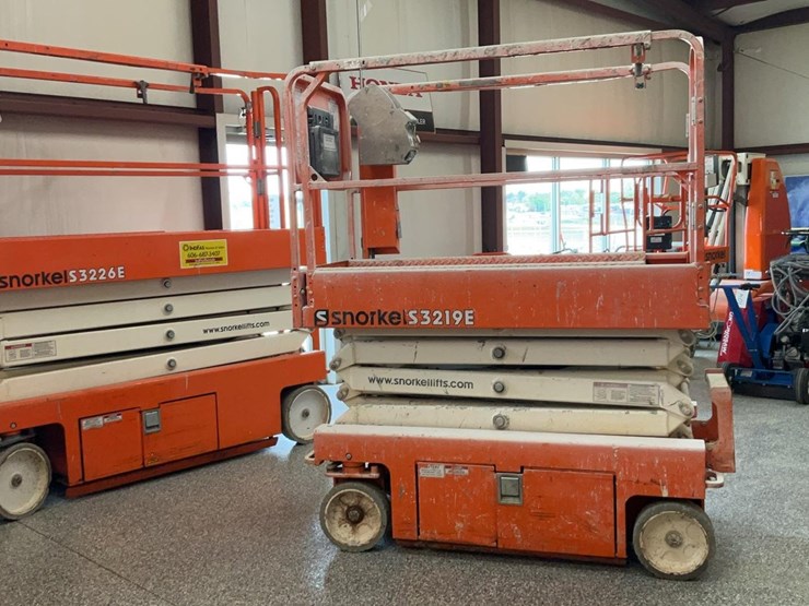 #418-•-2019-snorkel-19'-scissor-lift-#12-image-11