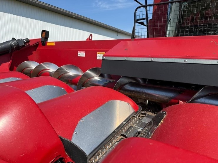 2013-case-ih-2608-image-16