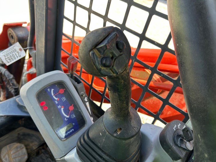 2019-kubota-svl75-2-image-22