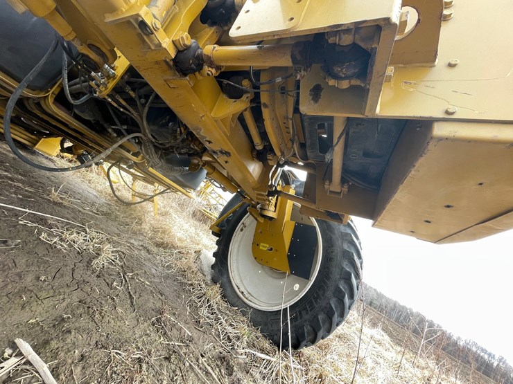 #5515-•-agco-rogator-u1264c-ag-chem-sprayer-image-14