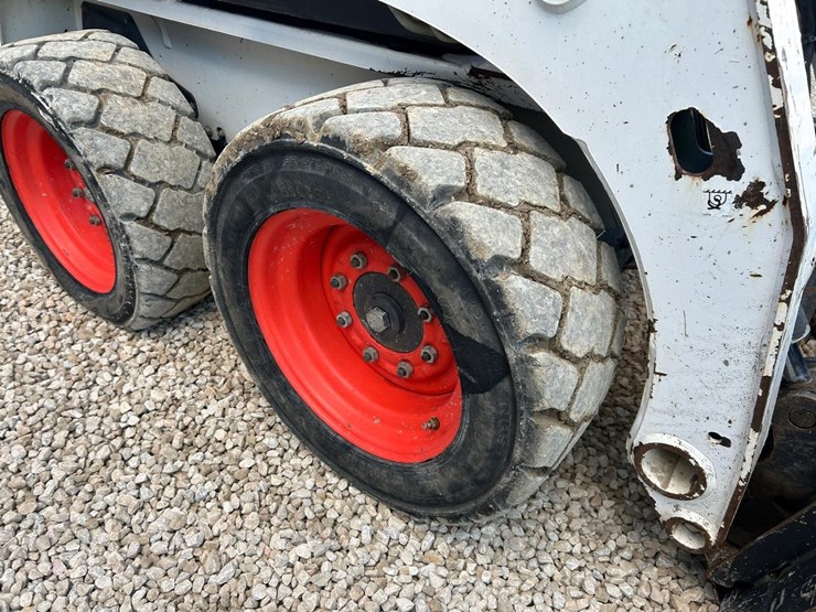 bobcat-s450-image-12