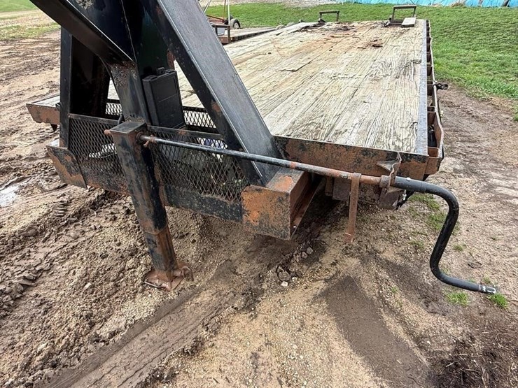 kiefer-industrial-gooseneck-trailer-image-4