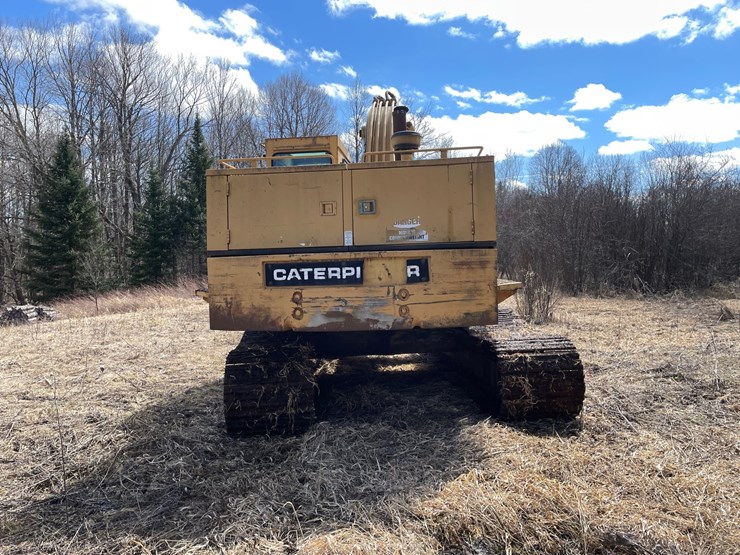 caterpillar-225-image-6