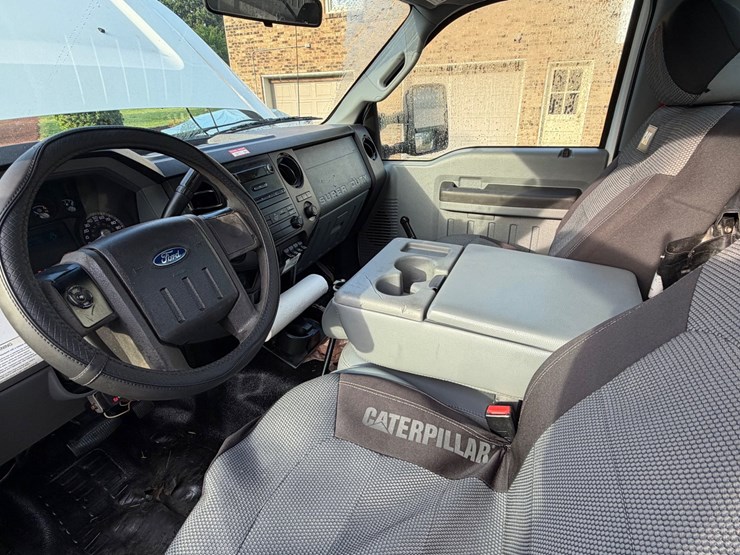 2011-ford-f450-image-18