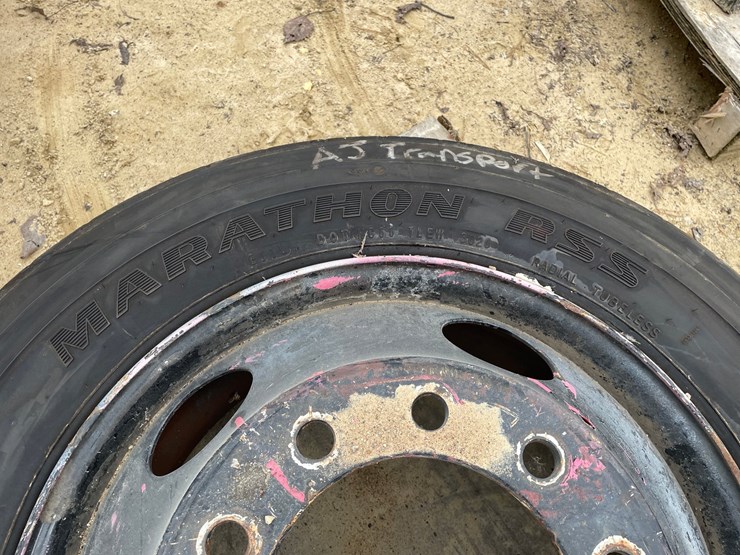 #7546-•-marathon-rss-brand-semi-tire-on-rim-image-6