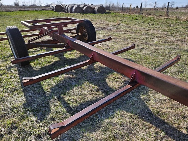 #572-•-11-place-bale-trailer-image-15