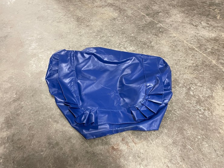 #7557-•-genie-man-lift-basket-control-weather-cover-image-1