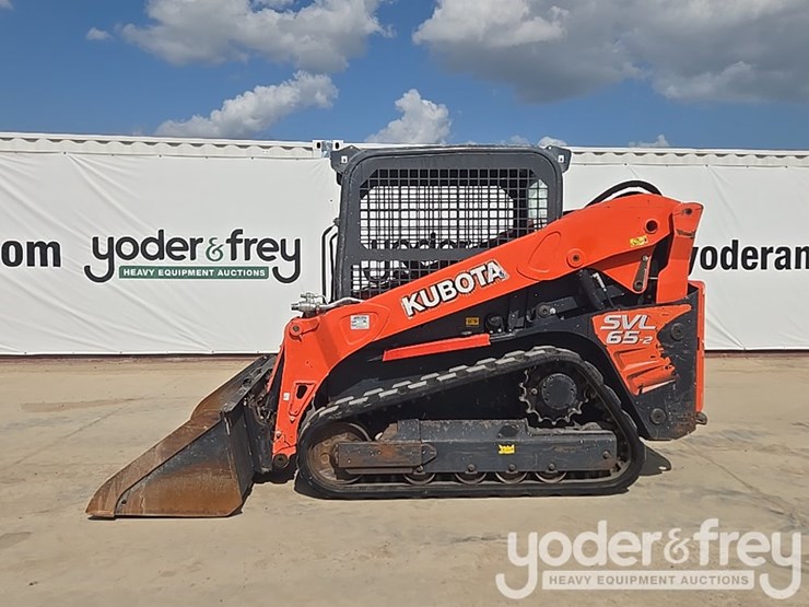 2020-kubota-svl65-2-image-2