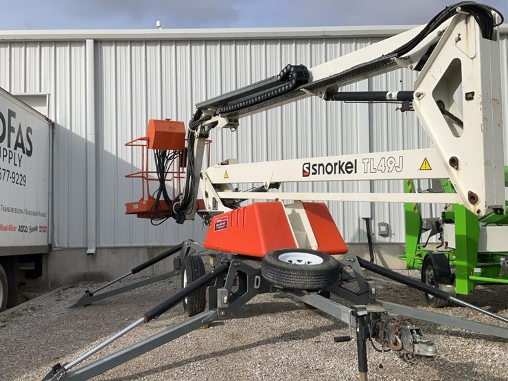 #312-•-2017-snorkel-49'-towable-boom-lift-image-11