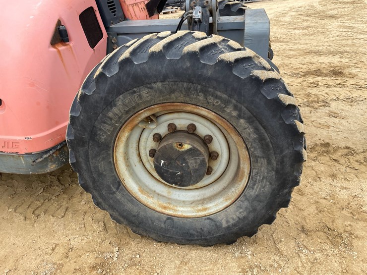 2005-jlg-g9-43a-image-71