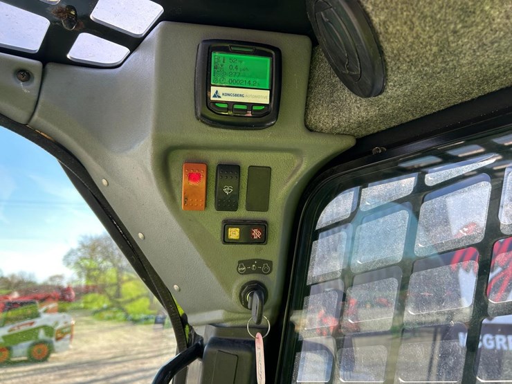 yanmar-s220r-image-20