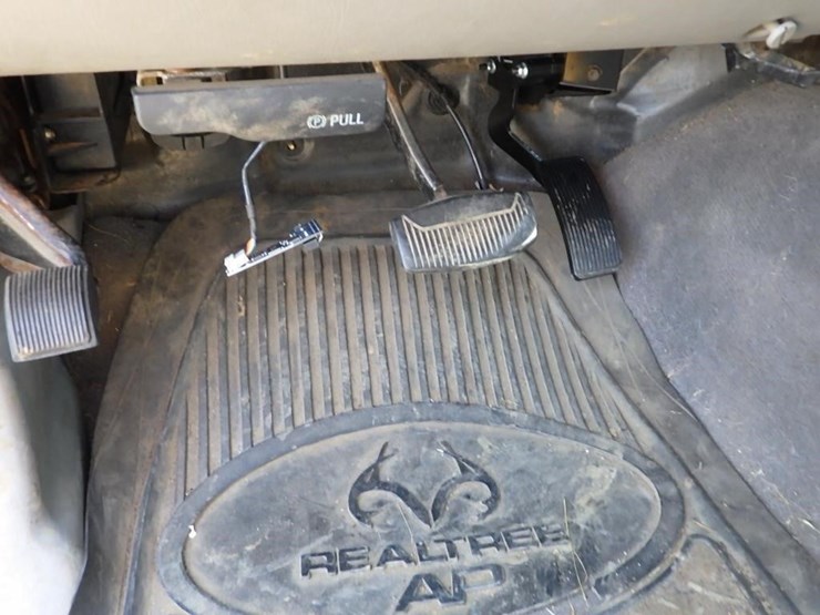 2001-ford-f350-image-25