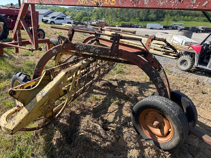 new-holland-256-image-5