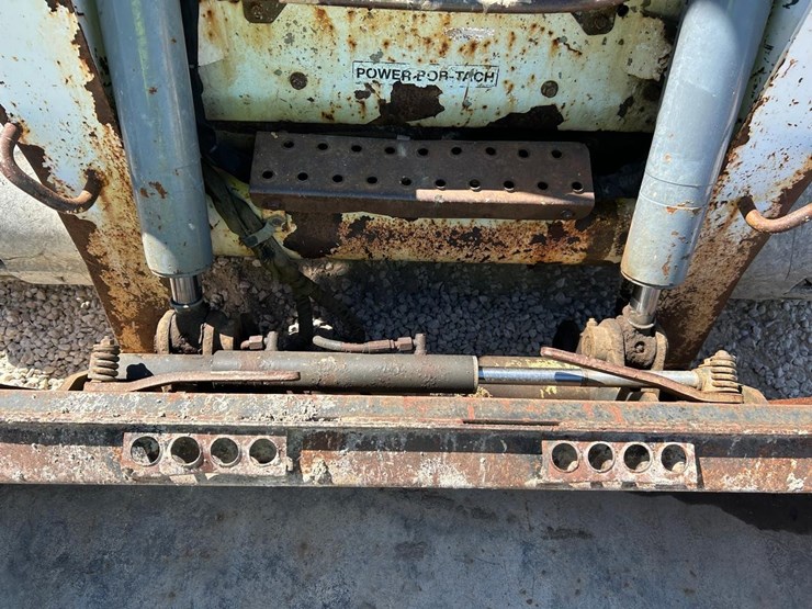 bobcat-t300-image-10