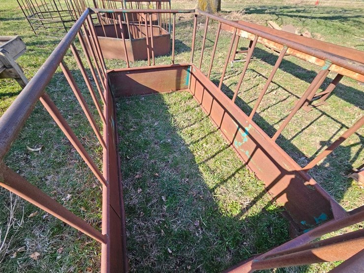 #543-•-livestock-hay-feeder-image-7