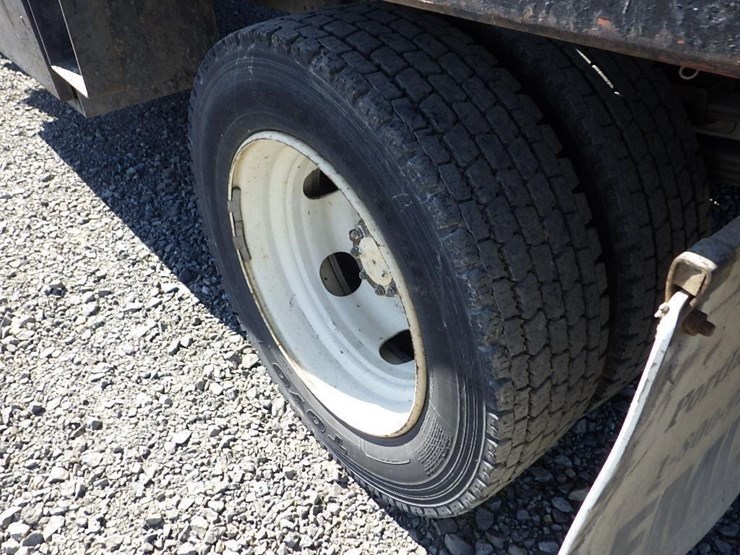 1999-isuzu-nqr-image-17