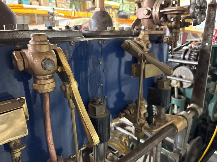 #18-•-1942-british-admiralty-tug-steam-engine-–-85-hp-image-11