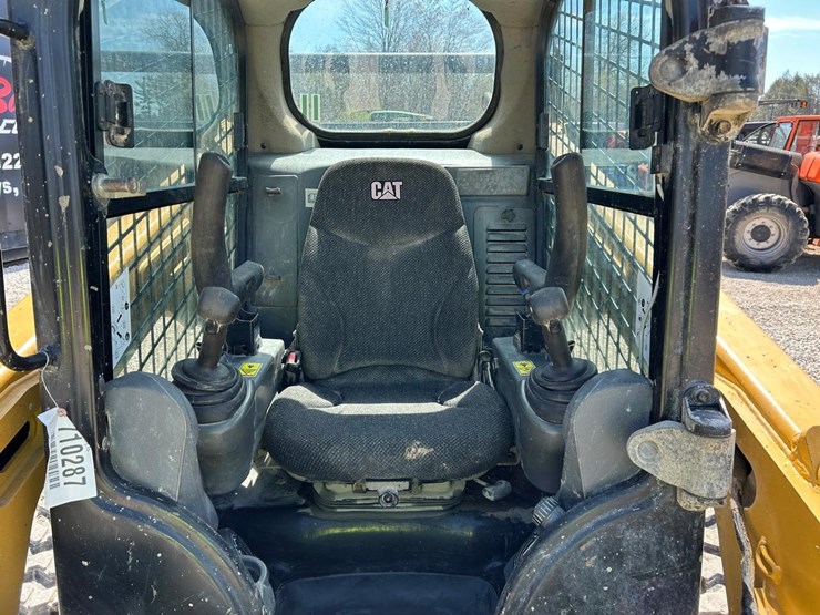 caterpillar-259d-image-12