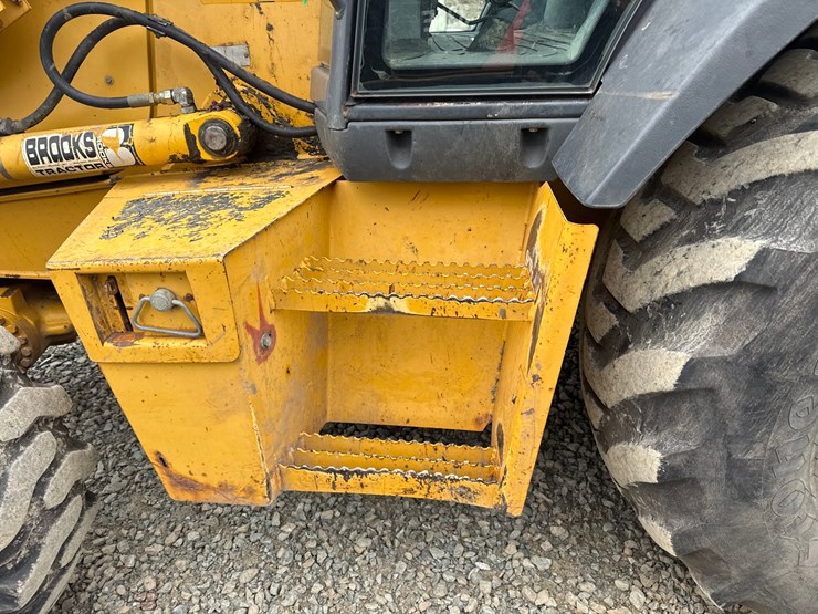 2001-deere-310sg-image-60