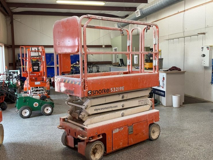 #418-•-2019-snorkel-19'-scissor-lift-#12-image-16