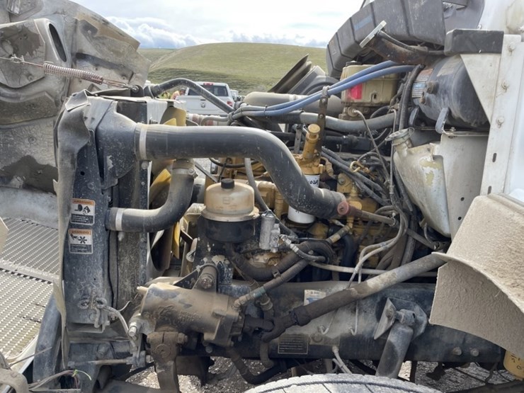 2004-kenworth-t300-image-20