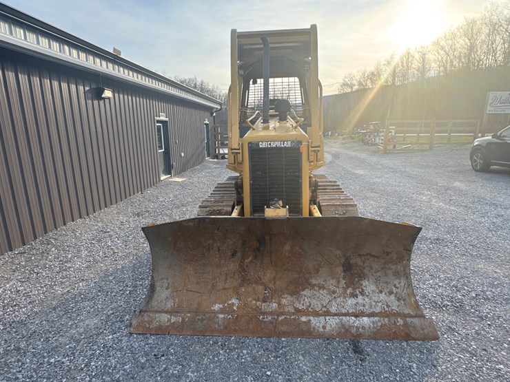 caterpillar-d3g-xl-image-6