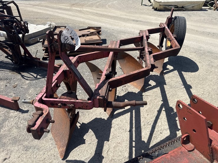 massey-ferguson-4-image-2