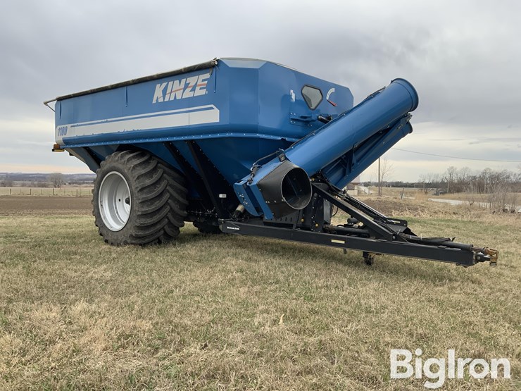 2015-kinze-1100-image-3
