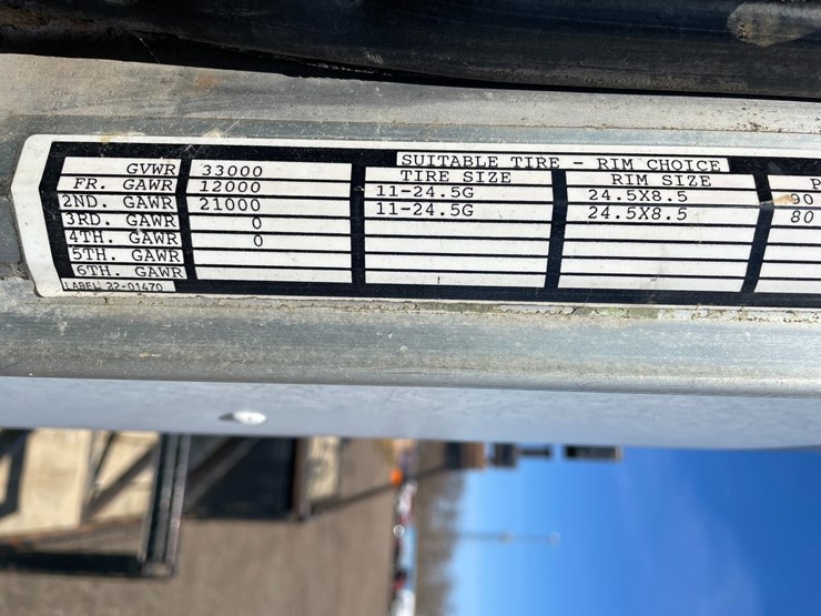 1995-peterbilt-330-image-11